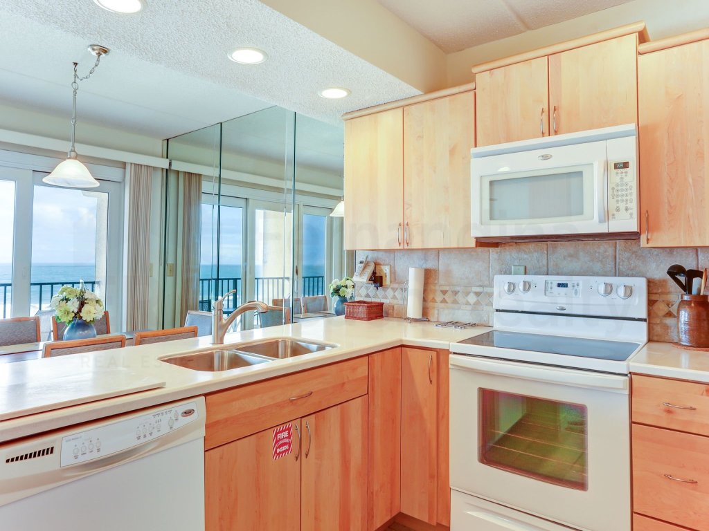 Coastal Condo with Ocean Viewing Pleasure Vacation Rental in Fernandina Beach - RedAwning