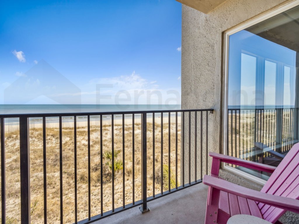 Brilliantly Decorated Condo for Your Perfect Beach Escape Vacation Rental in Fernandina Beach - RedAwning