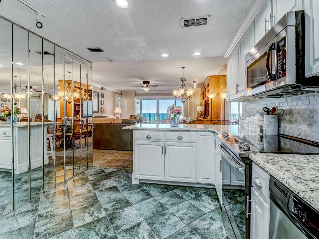 Redecorated Foreshore Condo with Spacious Balcony Vacation Rental in Fernandina Beach - RedAwning
