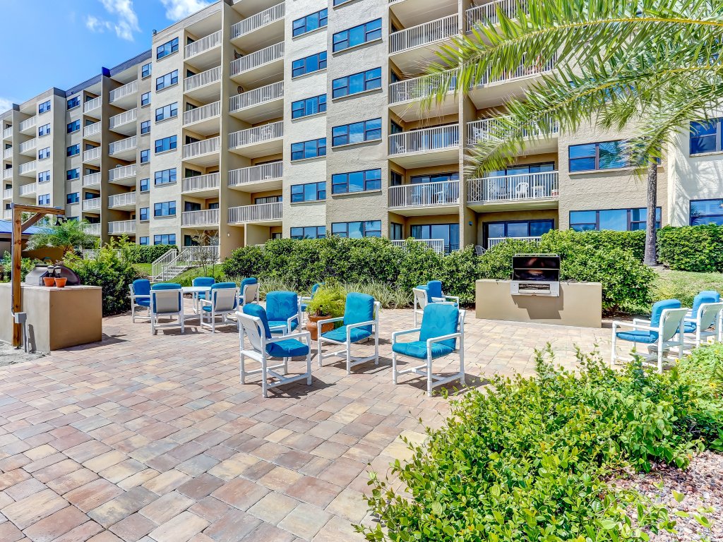 North End Corner Unit with View of the Ocean and Miles of Sandy Beach Vacation Rental in Fernandina Beach - RedAwning