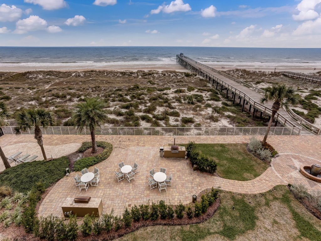 Tastefully Decorated Condo with Scenic Beach Views Vacation Rental in Fernandina Beach - RedAwning