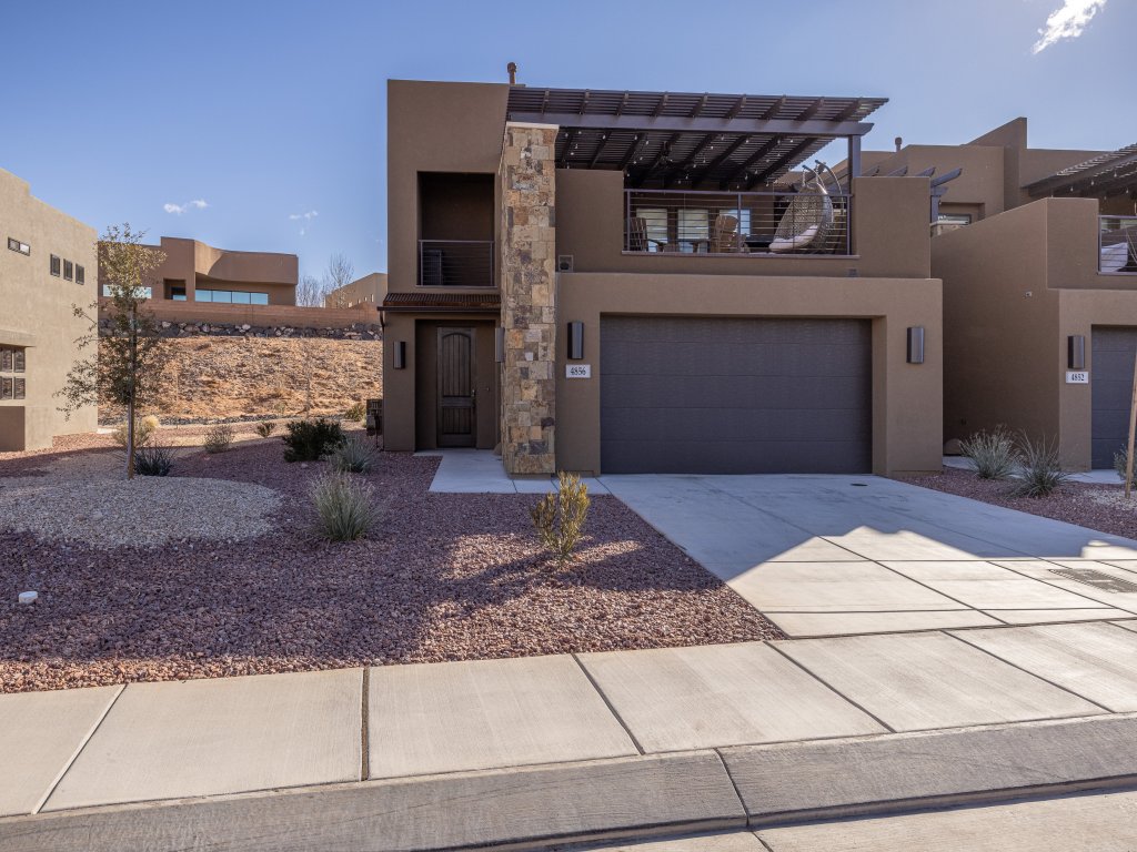 Red Rock & Turned Wood Escape Vacation Rental in St. George - RedAwning