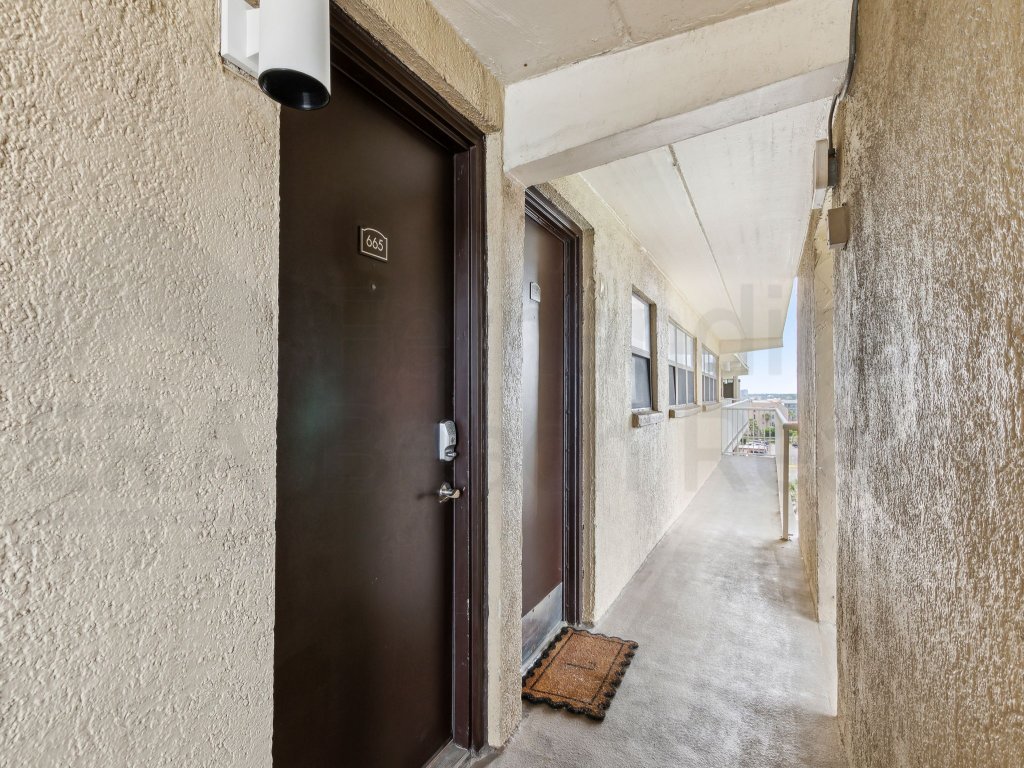 Upper Unit Condo Overlooking Both the Ocean Pier and Swimming Pool Vacation Rental in Fernandina Beach - RedAwning