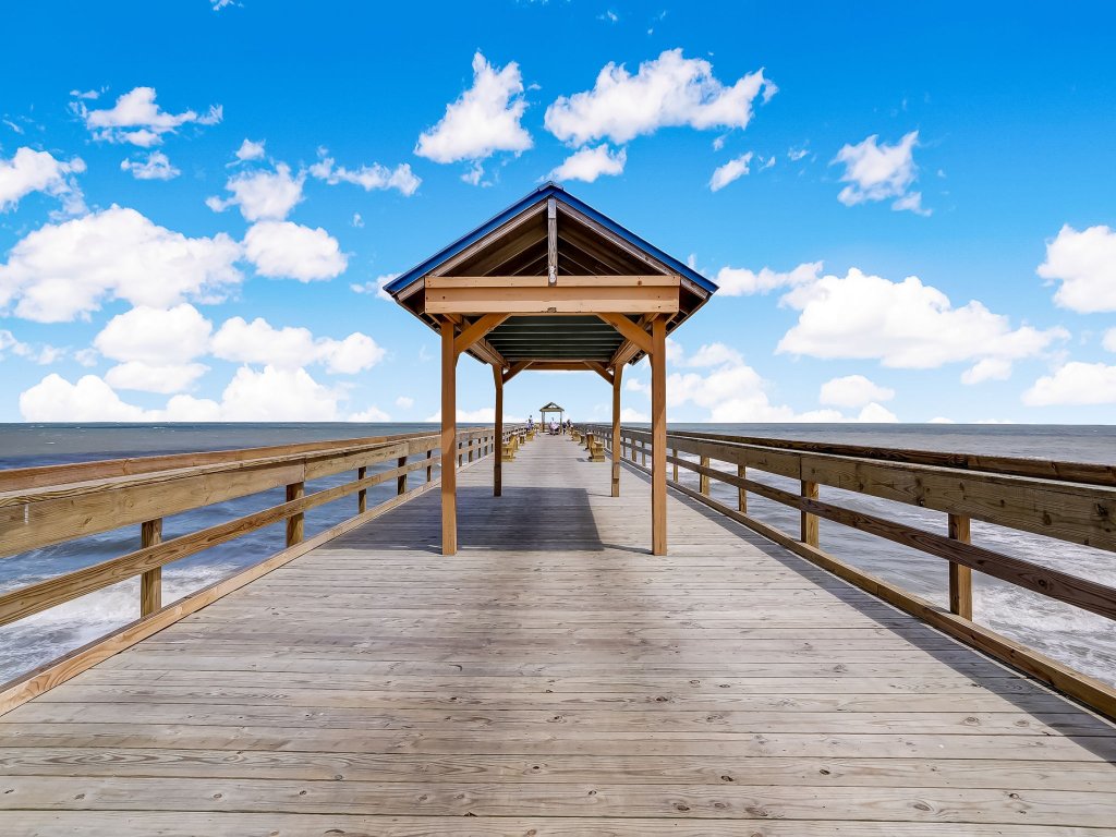 Upper Unit Condo Overlooking Both the Ocean Pier and Swimming Pool Vacation Rental in Fernandina Beach - RedAwning