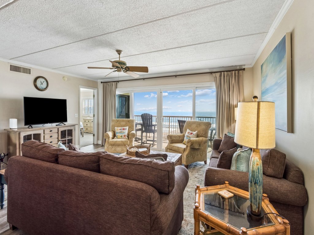 Upper Unit Condo Overlooking Both the Ocean Pier and Swimming Pool Vacation Rental in Fernandina Beach - RedAwning