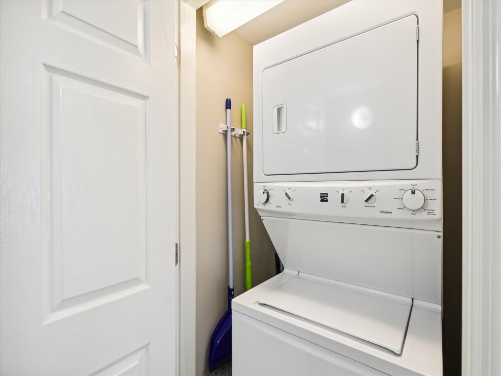 Seacrest 501B is a Gulf Front 2 BR on Okaloosa Island Vacation Rental in Fort Walton Beach - RedAwning