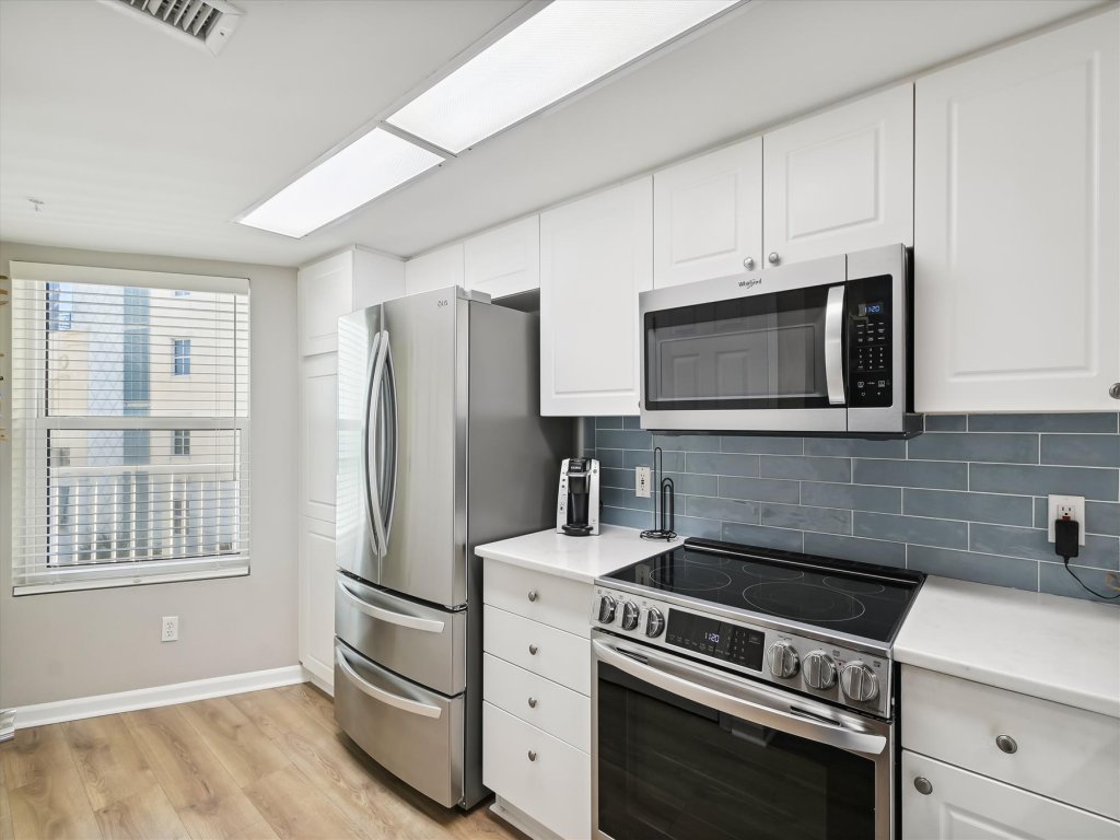 Seacrest 501B is a Gulf Front 2 BR on Okaloosa Island Vacation Rental in Fort Walton Beach - RedAwning