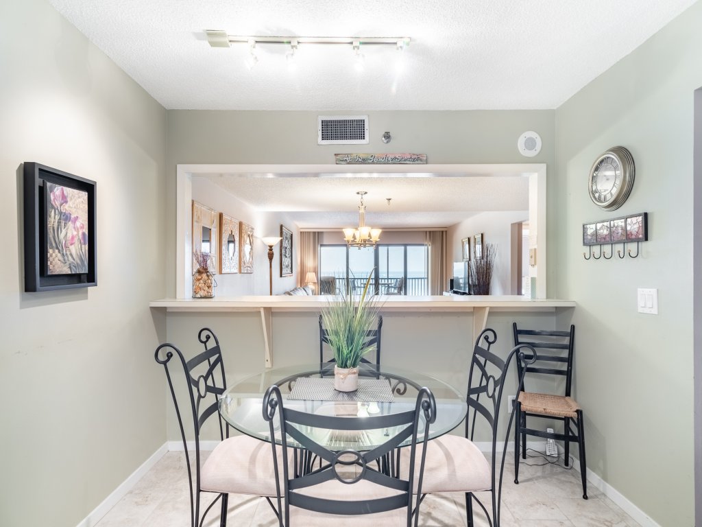 Reflections - Gulf Front Condo directly on the Ocean Vacation Rental in Indian Rocks Beach - RedAwning