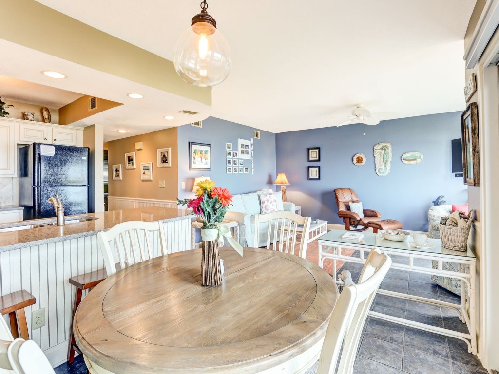 Coastline Condo with private Balcony to Enjoy Views of the Atlantic Ocean Vacation Rental in Fernandina Beach - RedAwning