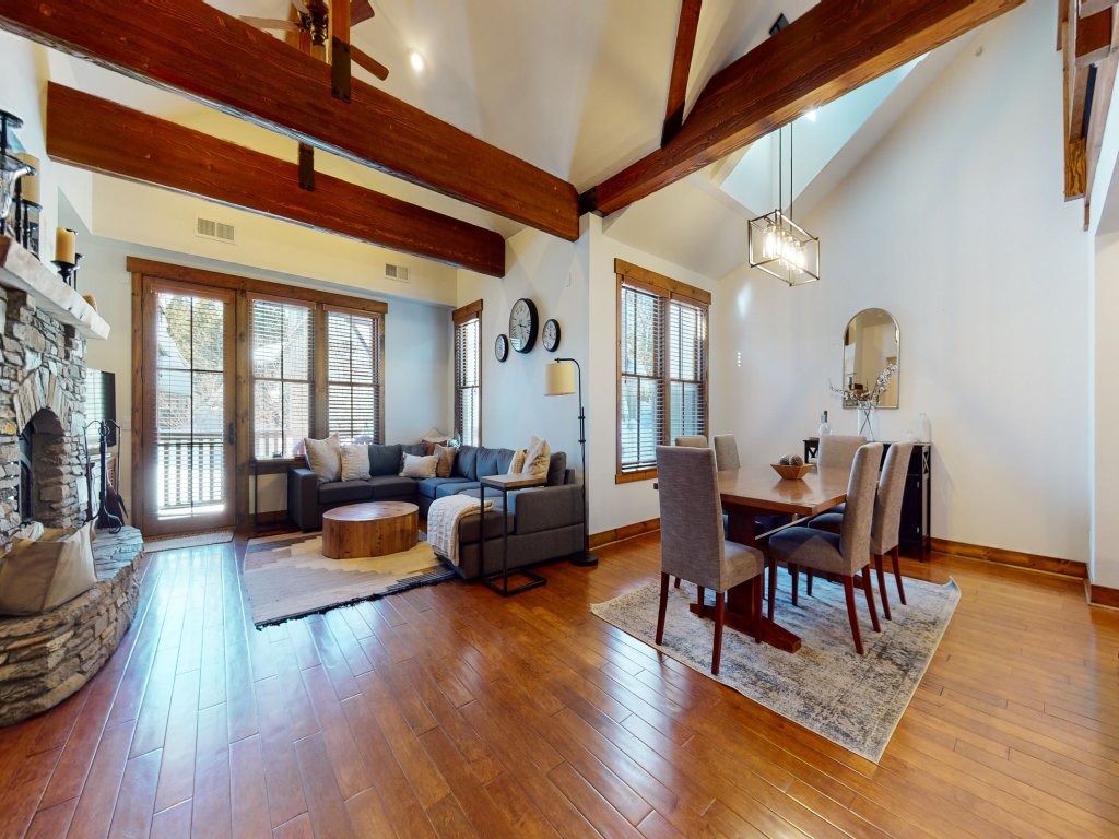 Snowcreek VI The Lodges 1130 Pet-Friendly, Beautiful and Spacious, Garage and Washer Dryer Vacation Rental in Mammoth Lakes - RedAwning