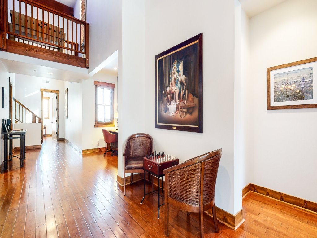 Snowcreek VI The Lodges 1130 Pet-Friendly, Beautiful and Spacious, Garage and Washer Dryer Vacation Rental in Mammoth Lakes - RedAwning