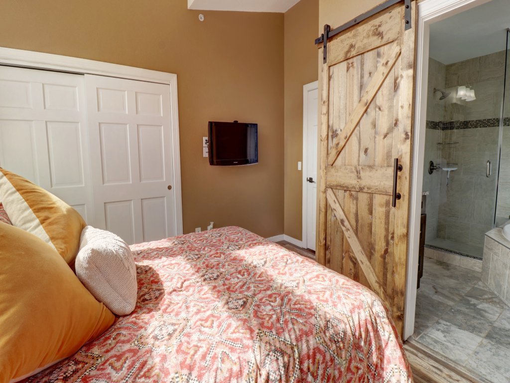 Newly Renovated, Slope-Side Walk-In Walk-Out, Top Floor, Views of Ten Mile Range - ER4 Vacation Rental in Copper Mountain - RedAwning