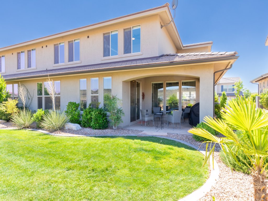 Sun Haven at The Casitas in Sienna Hills Vacation Rental in Utah - RedAwning