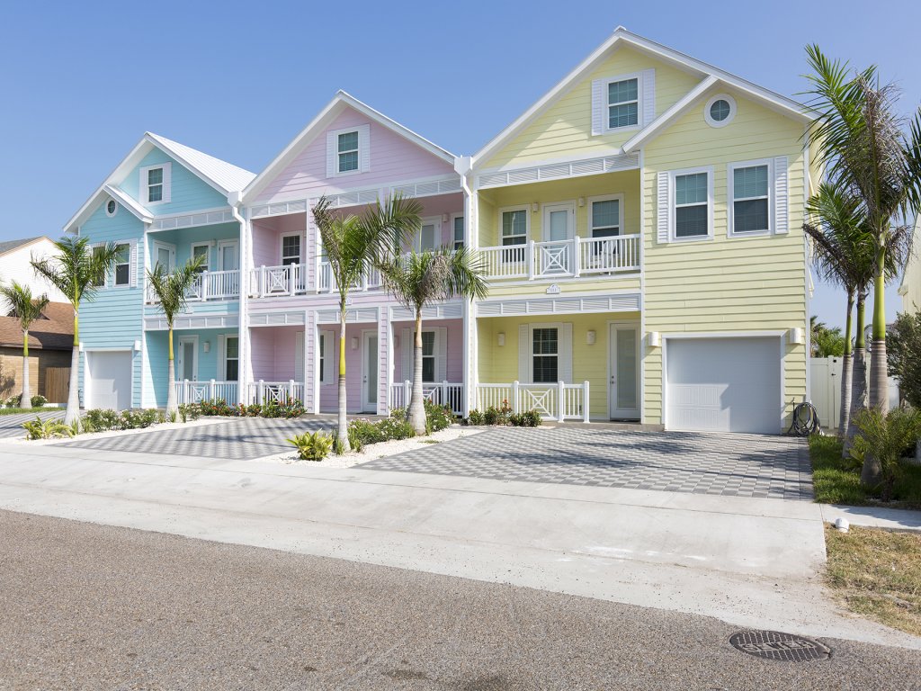 113A E. Cora Lee Vacation Rental in South Padre Island - RedAwning