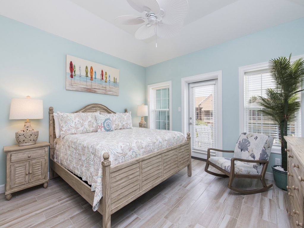 113C E. Cora Lee Vacation Rental in South Padre Island - RedAwning