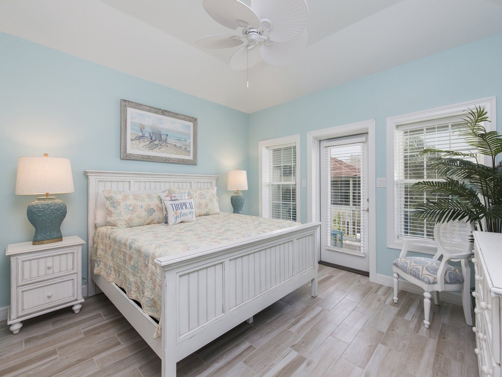 113C E. Cora Lee Vacation Rental in South Padre Island - RedAwning
