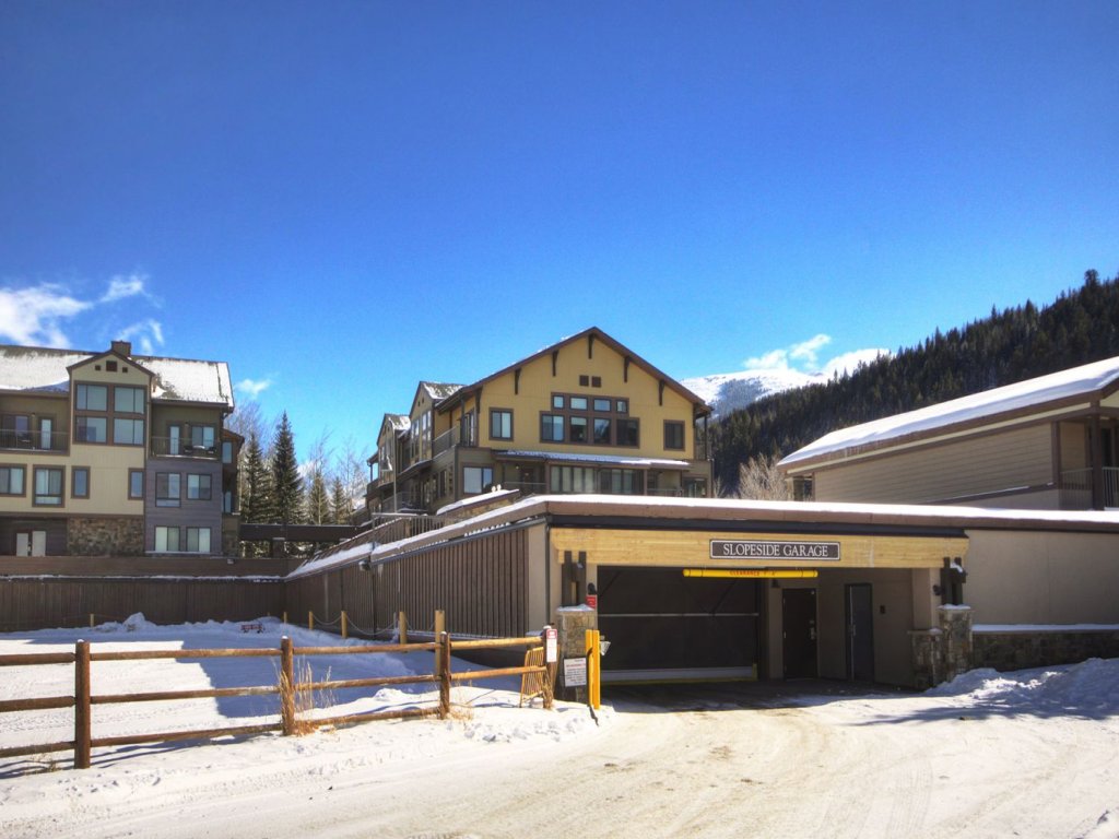 2800 Slopeside Vacation Rental in Keystone - RedAwning