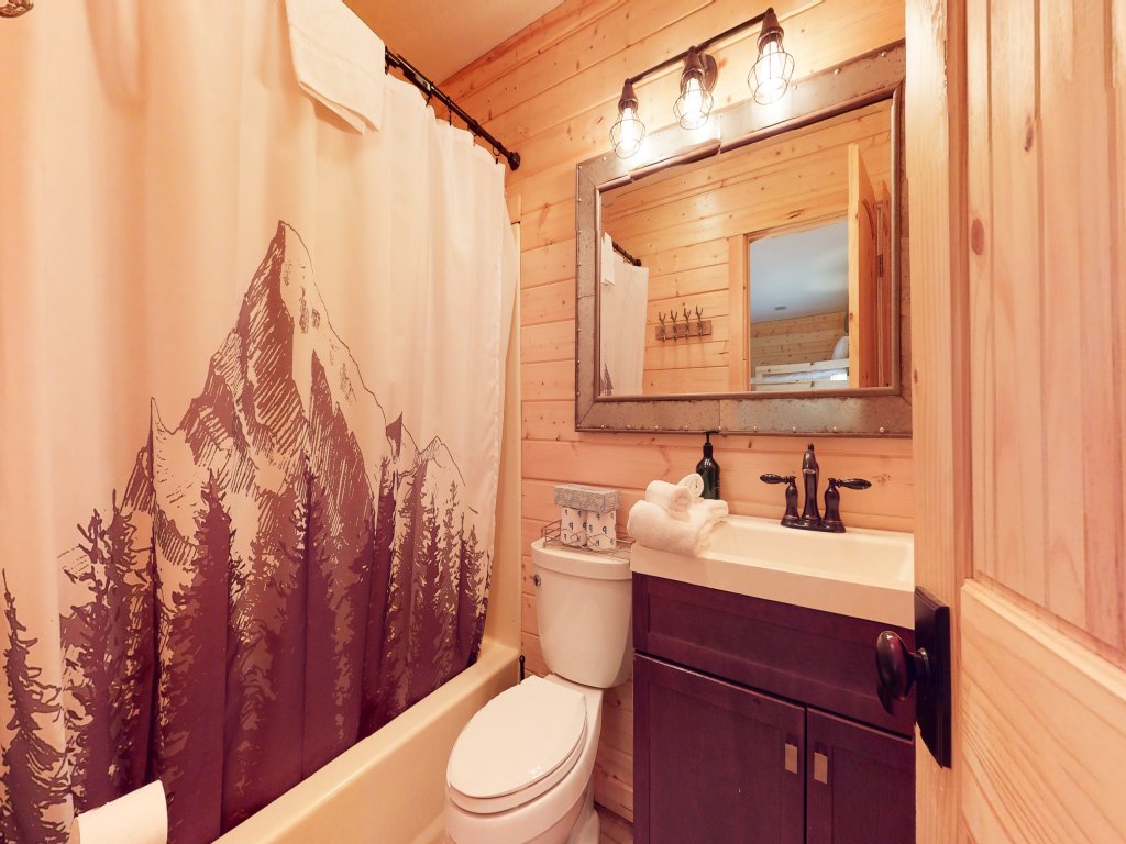 Forest Creek 29 Forest Setting Mountain Townhouse with Private Jacuzzi Vacation Rental in Mammoth Lakes - RedAwning