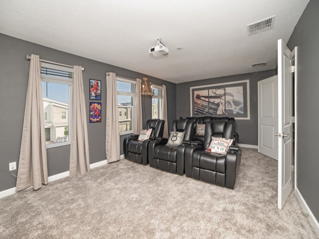 Large Family Home With All The Fun! Vacation Rental in Davenport - RedAwning