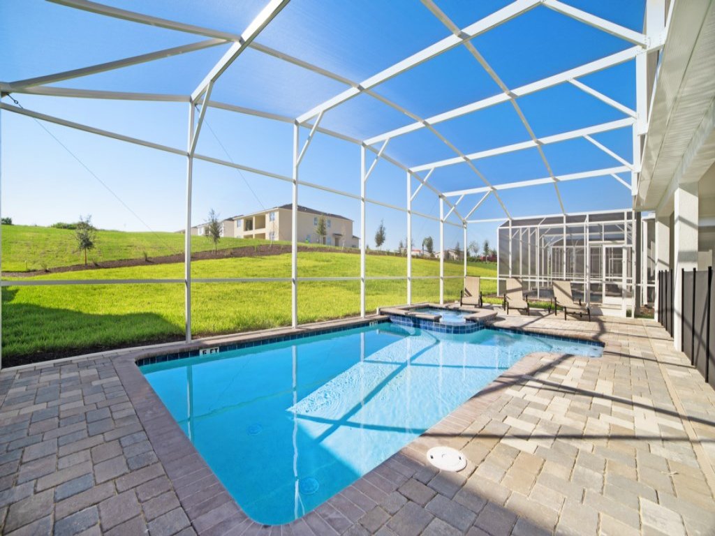 Large Family Home With All The Fun! Vacation Rental in Davenport - RedAwning
