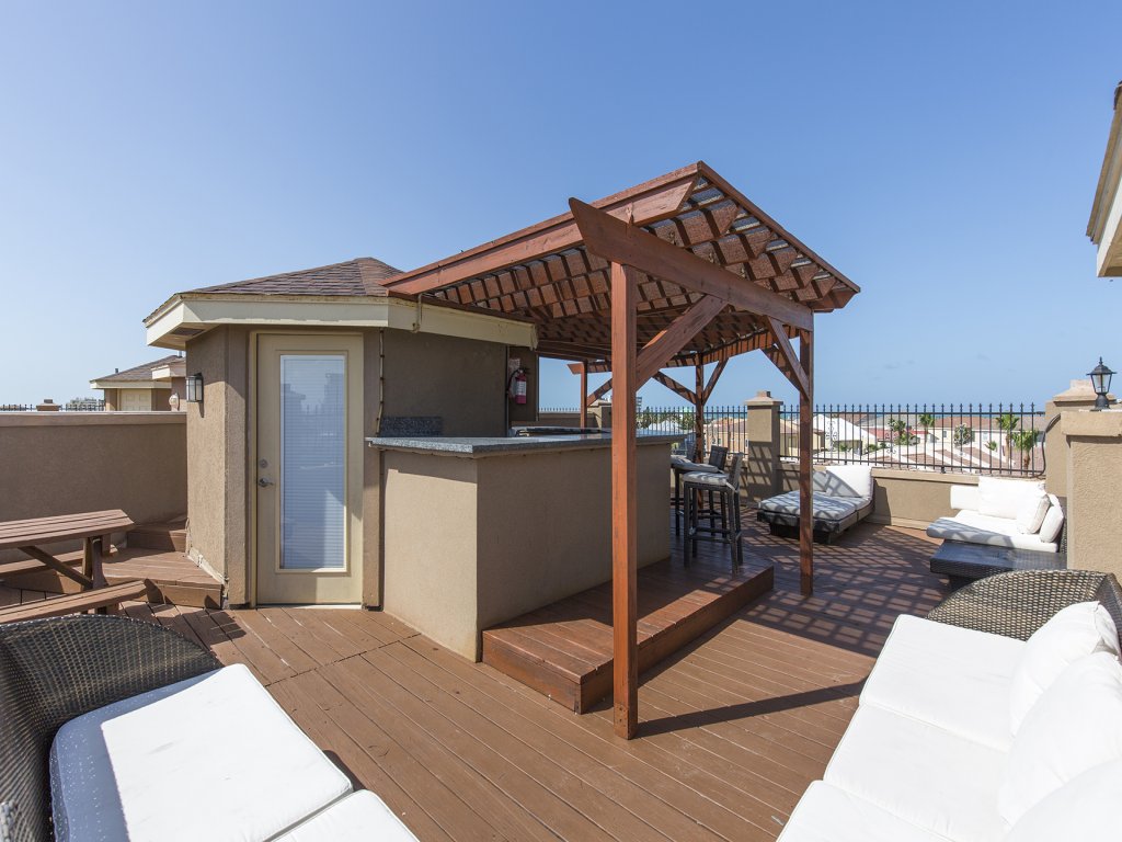 110 E. Coronado #103 Vacation Rental in South Padre Island - RedAwning