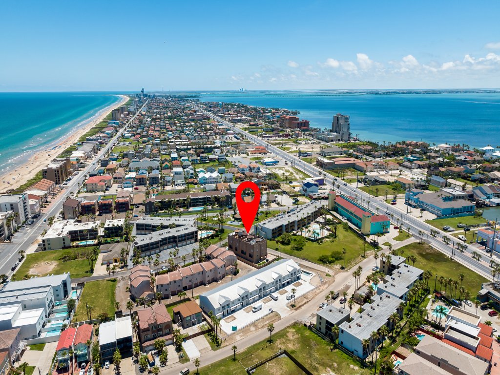 110 E. Coronado #103 Vacation Rental in South Padre Island - RedAwning