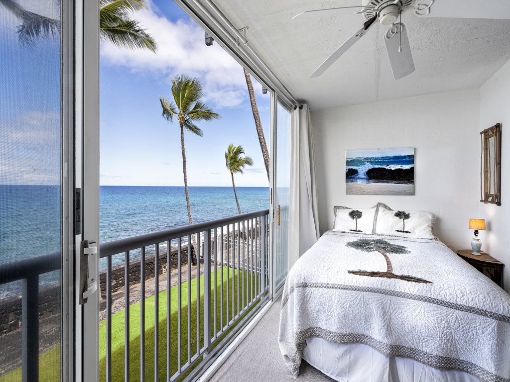 Kona Magic Sands#213 Vacation Rental in Kailua Kona - RedAwning