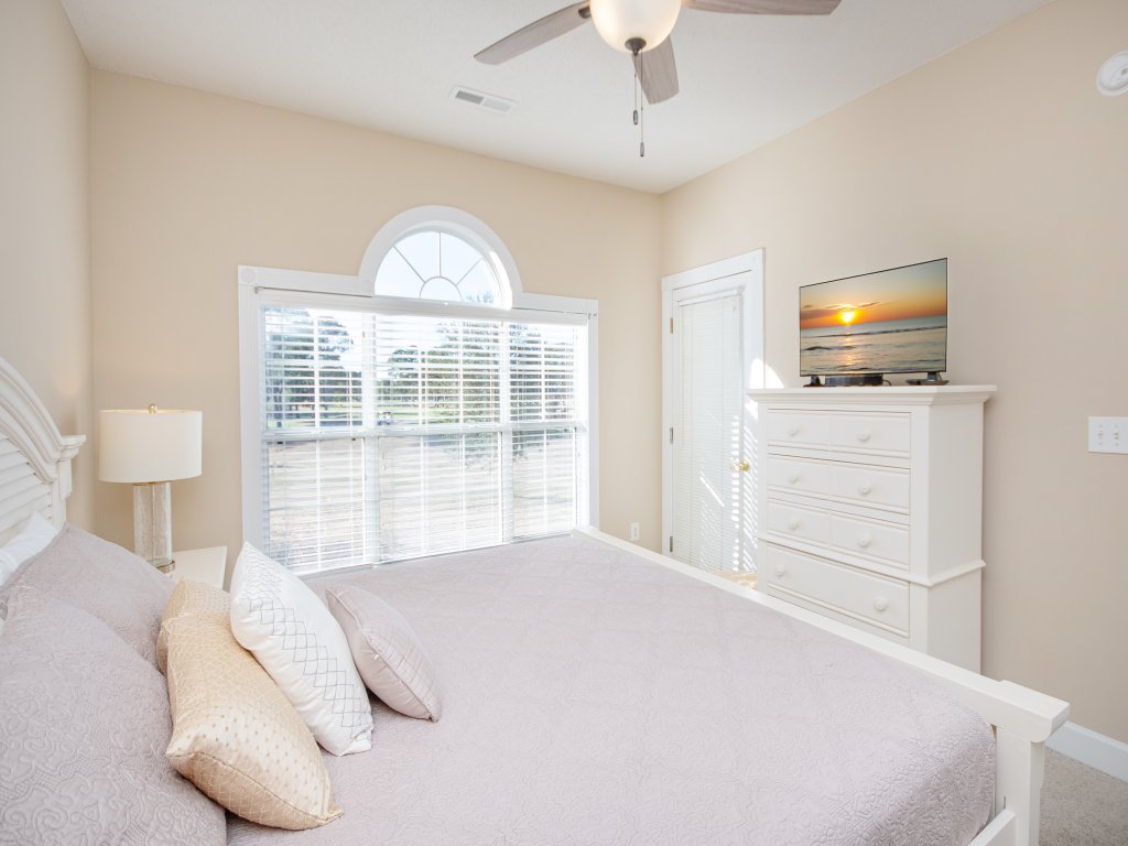 4695 Wild Iris Drive, 204 MAGNOLIA PLACE Vacation Rental in Myrtle Beach - RedAwning