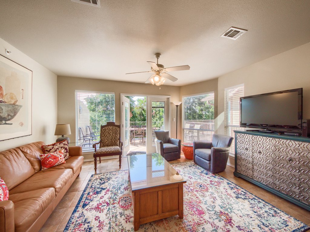 WW H303 Dreams and Streams  Vacation Rental in New Braunfels - RedAwning