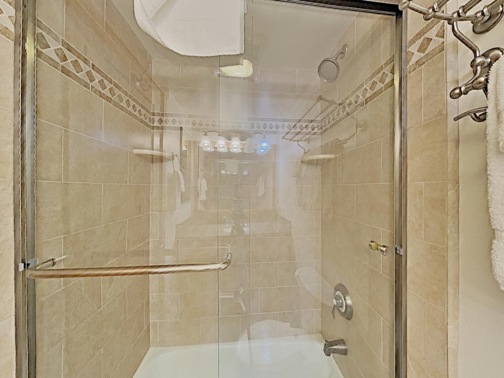 Spacious Two Bedroom Condo with Loft! Enjoy Stargazing in a Quiet Neighborhood! (Snowbird 204) Vacation Rental in Mammoth Lakes - RedAwning