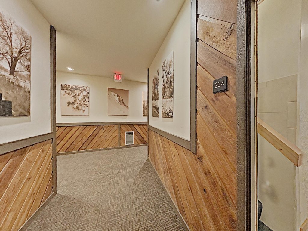 Spacious Two Bedroom Condo with Loft! Enjoy Stargazing in a Quiet Neighborhood! (Snowbird 204) Vacation Rental in Mammoth Lakes - RedAwning