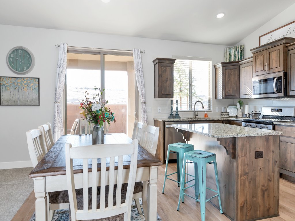 Rock Canyon Oasis Vacation Rental in Utah - RedAwning