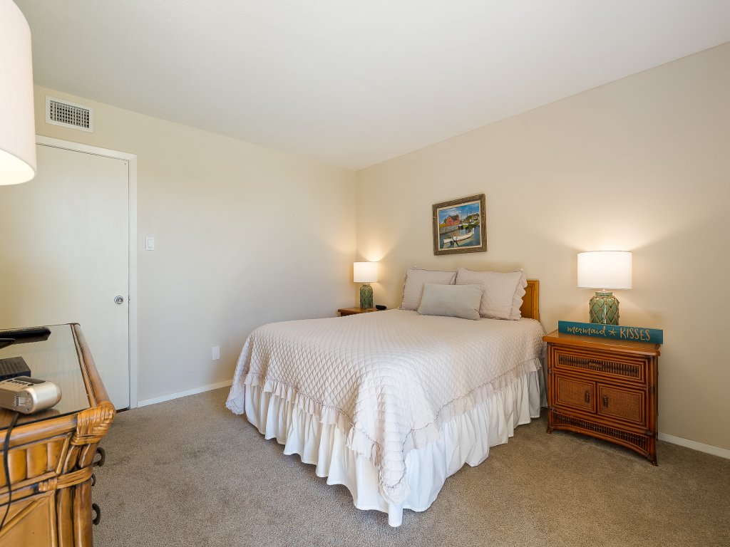 Sea Vista I #111 Vacation Rental in South Padre Island - RedAwning