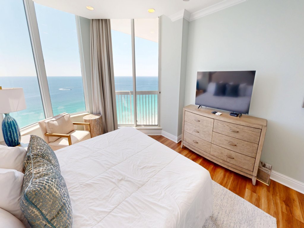 Silver Beach Towers 1905E is a Gulf Front 3 BR Penthouse - views are spectacular Vacation Rental in Destin - RedAwning