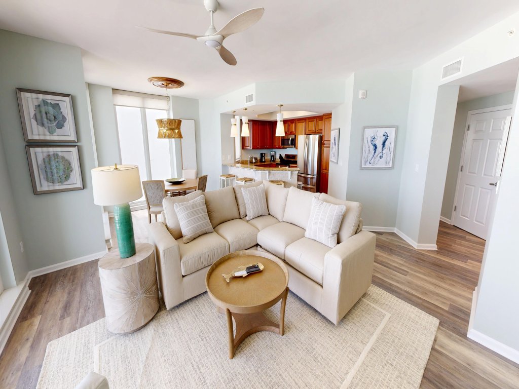 Silver Beach 506 is a gorgeous Gulf Front 4 BR with recent upgrades - sleeps 8 Vacation Rental in Destin - RedAwning