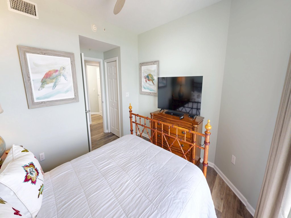 Silver Beach 506 is a gorgeous Gulf Front 4 BR with recent upgrades - sleeps 8 Vacation Rental in Destin - RedAwning