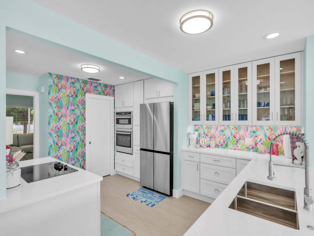 Flamingo Bay Vacation Rental in Anna Maria - RedAwning