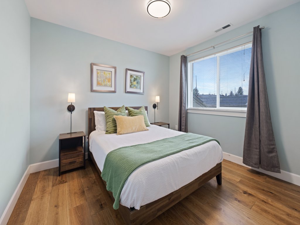 Tranquility on the Bluffs Vacation Rental in Bend - RedAwning