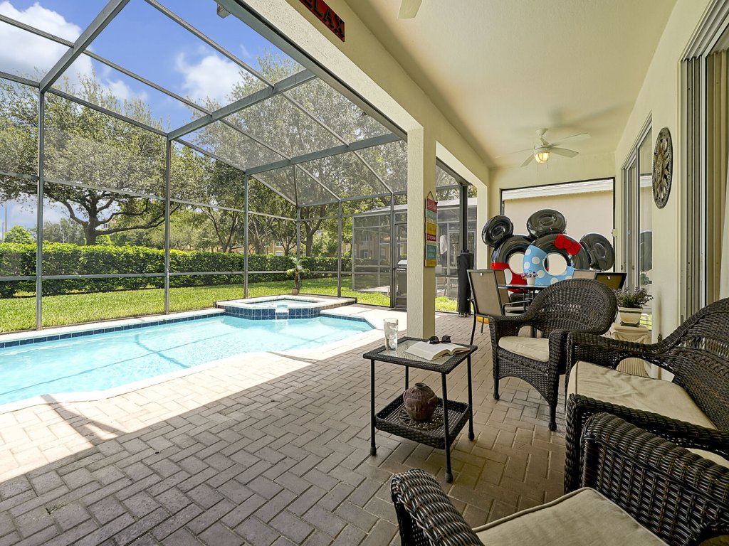 WH7703CS Windsor Hills 4B/4Ba Villa Vacation Rental in Kissimmee - RedAwning