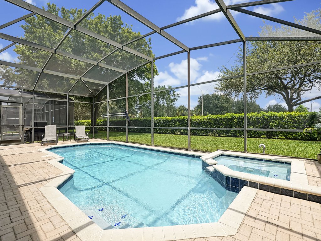 WH7703CS Windsor Hills 4B/4Ba Villa Vacation Rental in Kissimmee - RedAwning