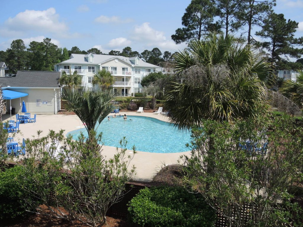Brunswick Plantation Resort and Golf Condo 307M with Outdoor Pool Vacation Rental in Calabash - RedAwning