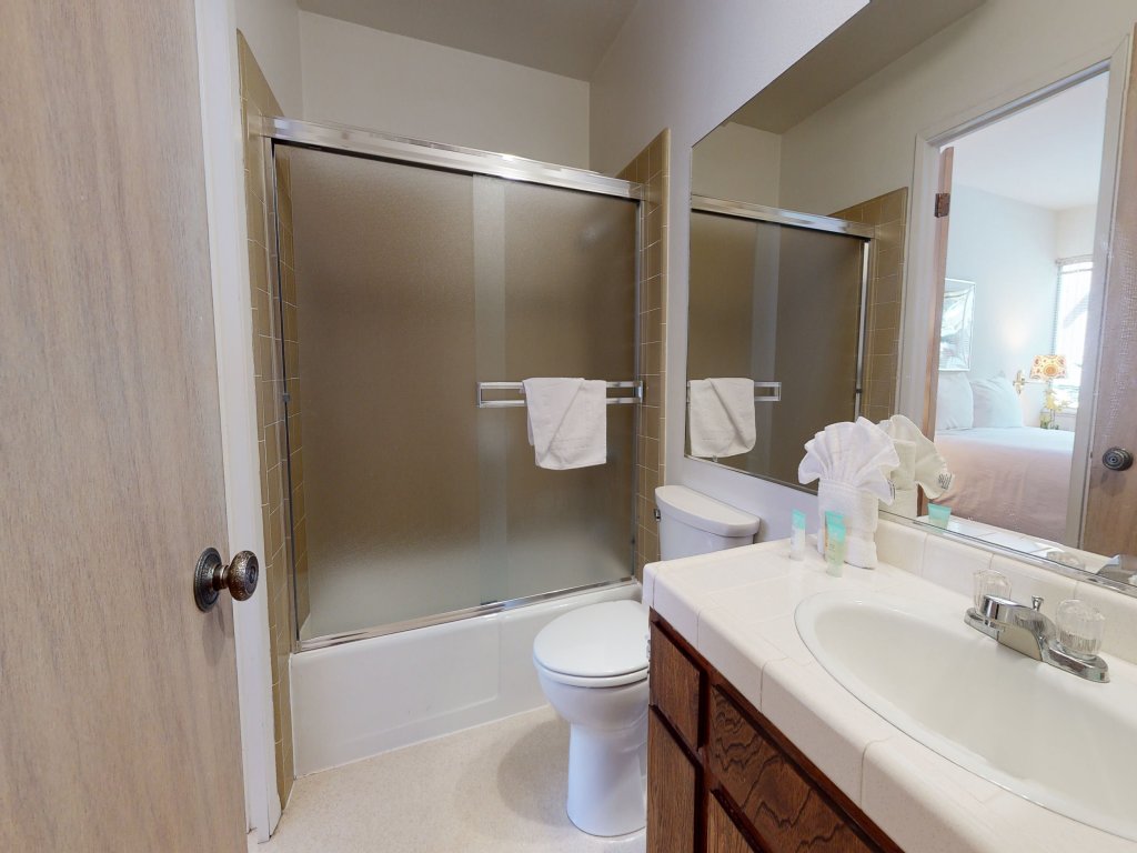 Mammoth Estates 133 Light and Bright Family favorite with Spacious Floorplan Vacation Rental in Mammoth Lakes - RedAwning