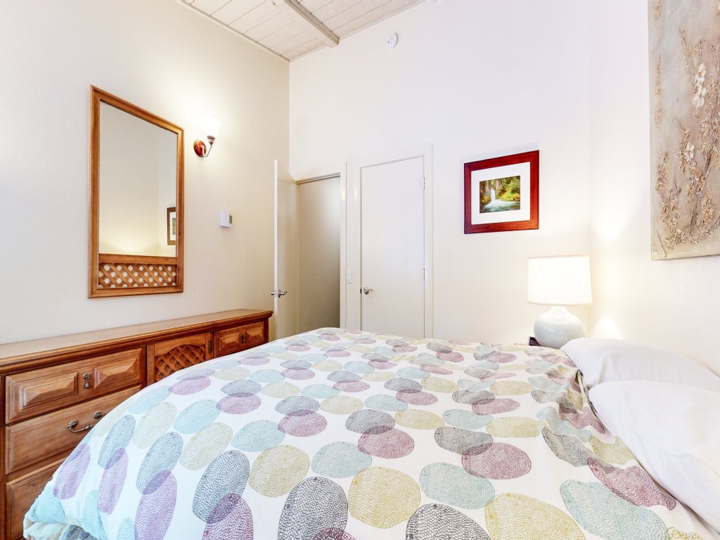 Mammoth Estates 127 Large Mountain Cabin, Private Washer Dryer, Phenomenal location, Steps from The Village Vacation Rental in Mammoth Lakes - RedAwning