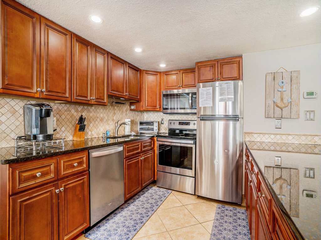 1004 Waters Edge Resort Vacation Rental in Garden City Beach - RedAwning