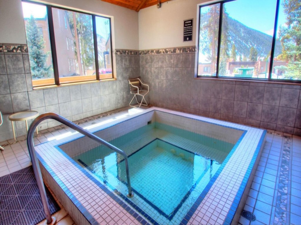 1622 Quicksilver Vacation Rental in Keystone - RedAwning