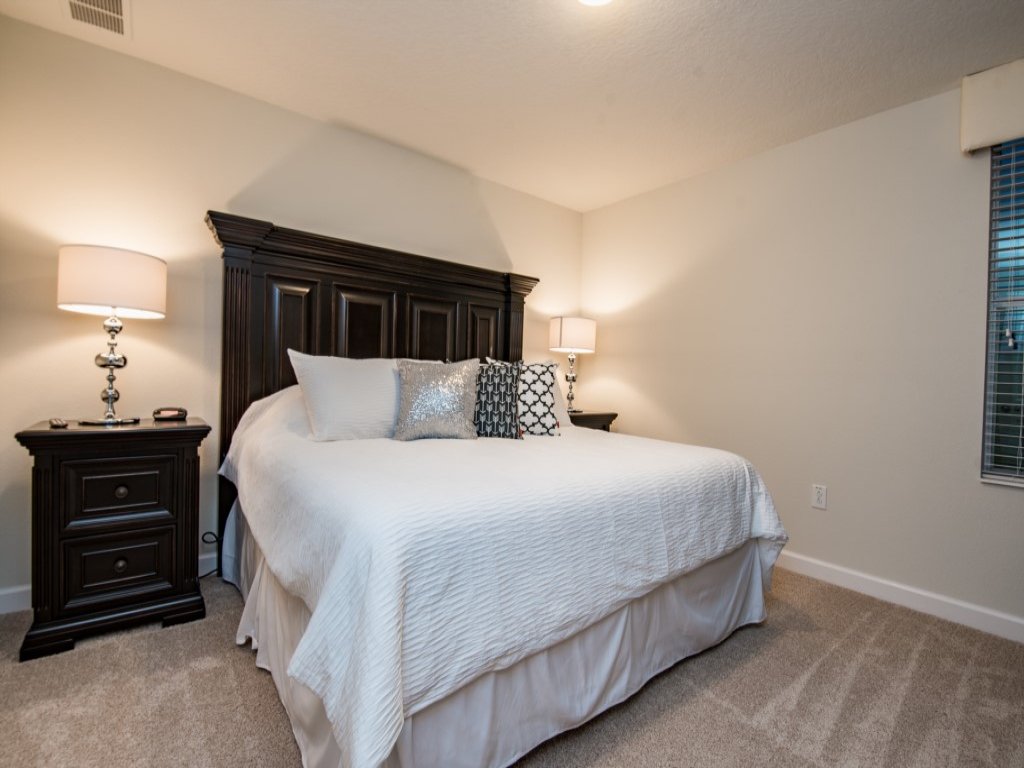 9 Bed Champions Gate 2 Kings Lower Level Vacation Rental in Davenport - RedAwning