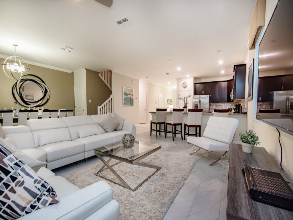9 Bed Champions Gate 2 Kings Lower Level Vacation Rental in Davenport - RedAwning