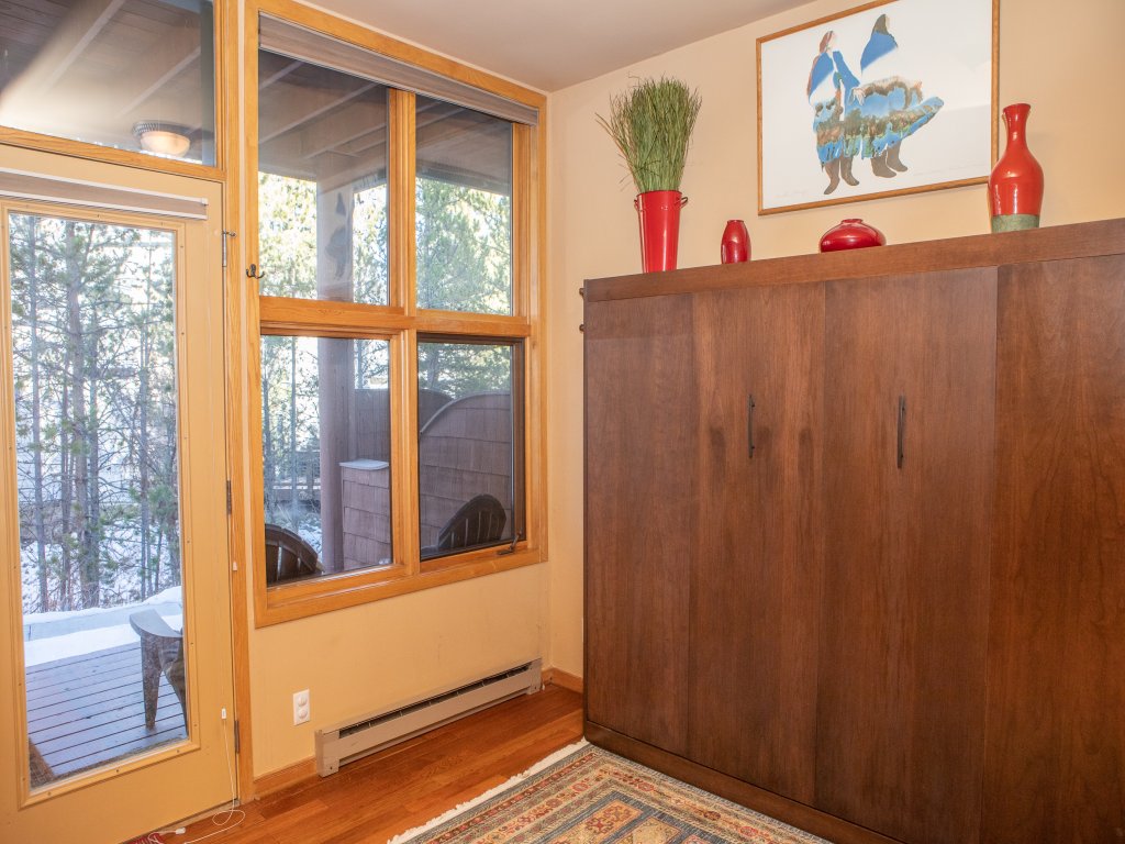1934 Soda Springs Vacation Rental in Keystone - RedAwning
