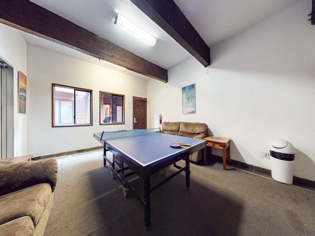Helios North 6 Spacious and Bright, Pet-Friendly, Walk to The Village Gondola Vacation Rental in Mammoth Lakes - RedAwning
