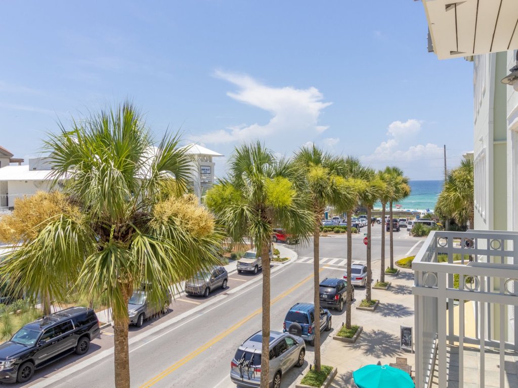 Golden on 30A Vacation Rental in Santa Rosa Beach - RedAwning